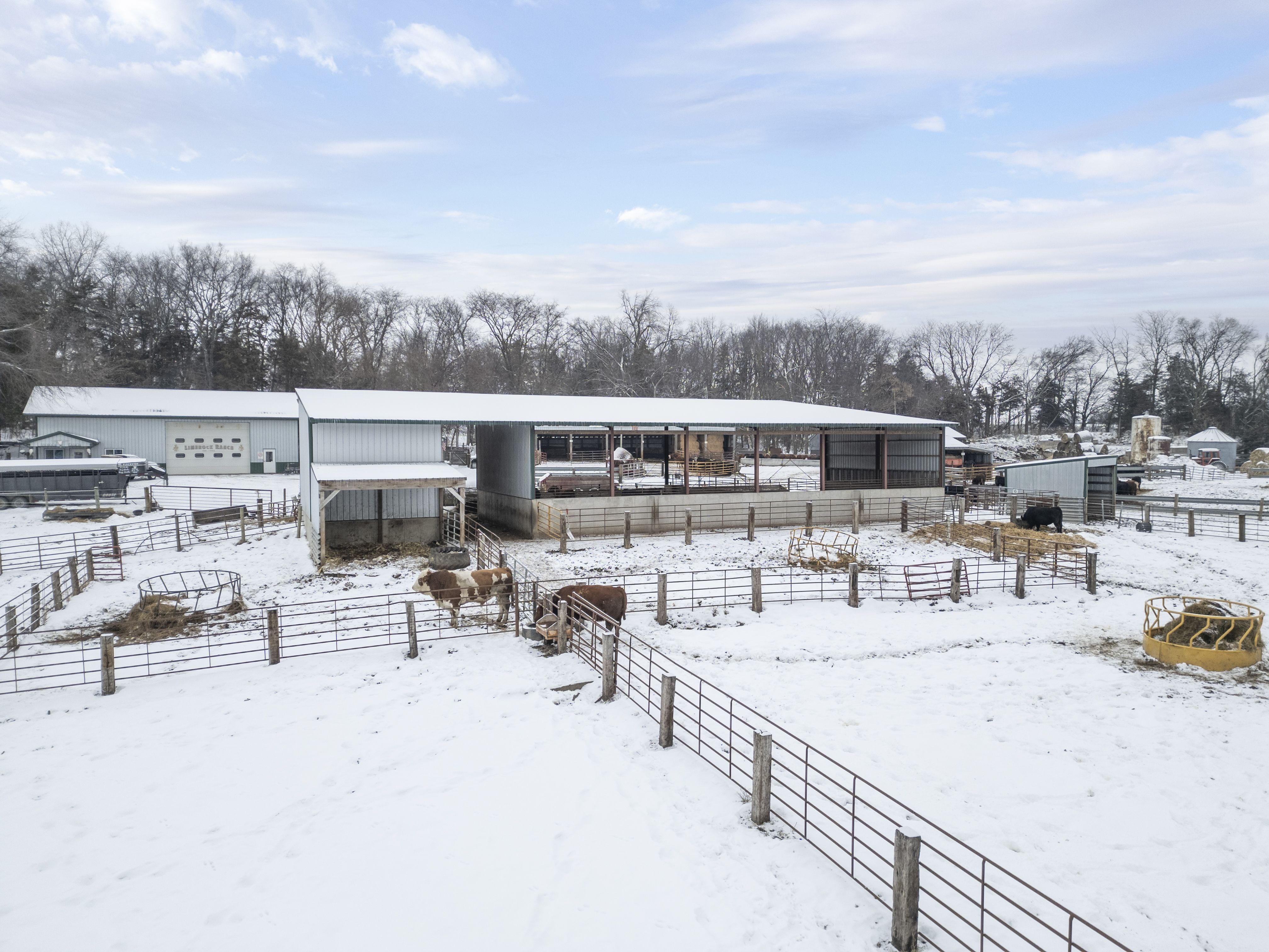 Listing Photo: 46-print-3251 Brandon Diagonal Blvd_Edits (46 of 52)